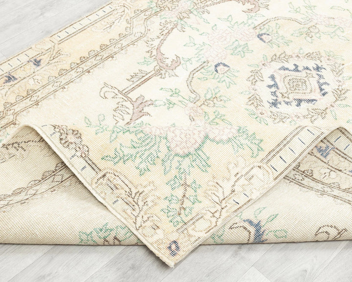 Beige Turkish Oushak Rug 4' 10" x 8' 1" Hand-Knotted | No. VR76747