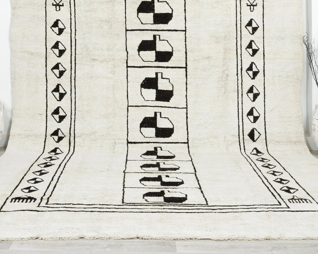 White Vintage Turkish Rug 10' 2" x 12' 4" | No. VR76768
