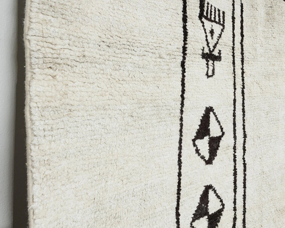 White Vintage Turkish Rug 10' 2" x 12' 4" | No. VR76768