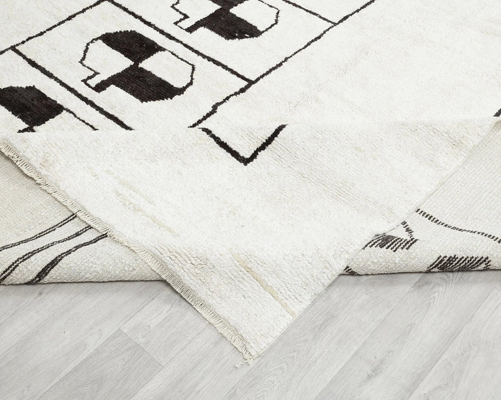 White Vintage Turkish Rug 10' 2" x 12' 4" | No. VR76768