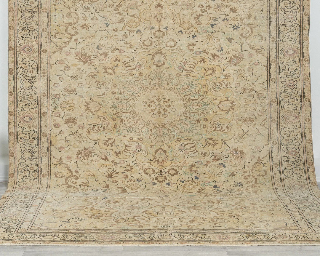 Multicolor Turkish Oushak Rug 6'7" x 9'8" Hand-Knotted | No. VR77091