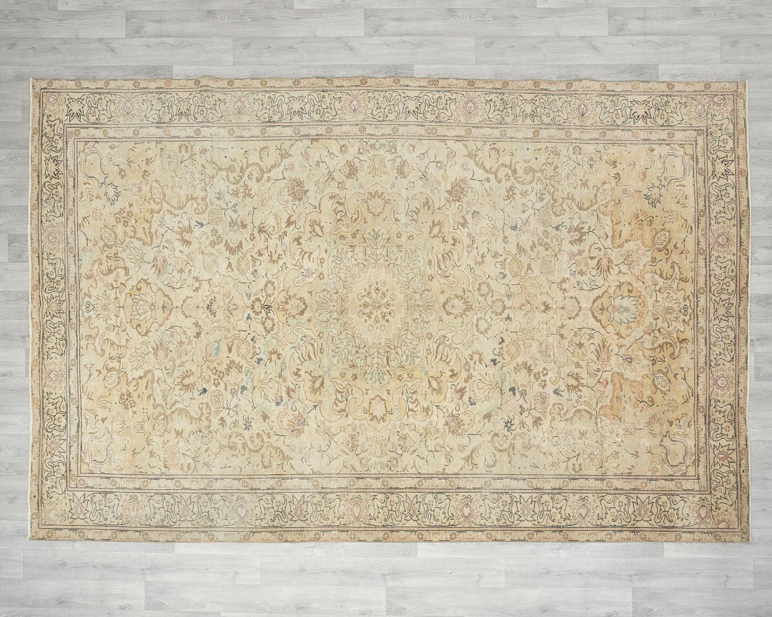 Multicolor Turkish Oushak Rug 6'7" x 9'8" Hand-Knotted | No. VR77091