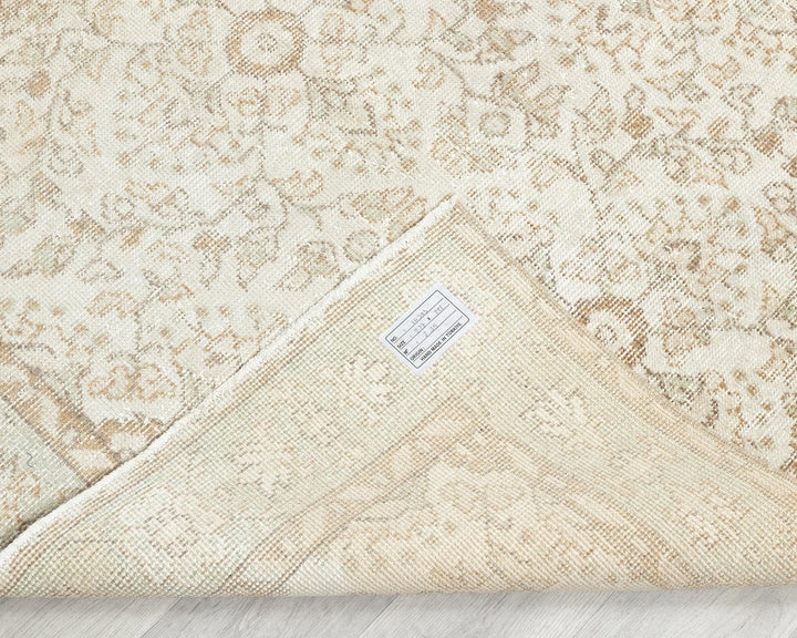 Beige Turkish Oushak Rug 4' x 7' 8" Hand-Knotted | No. VR77504