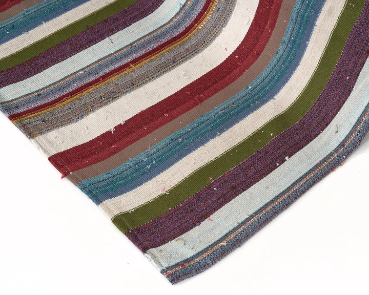 Kilim Rug 6' 11" x 7' 9" | No. VR77547