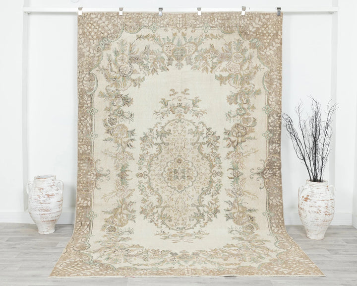 Multicolor Turkish Oushak Rug 6'7" x 10'1" Hand-Knotted | No. VR77796