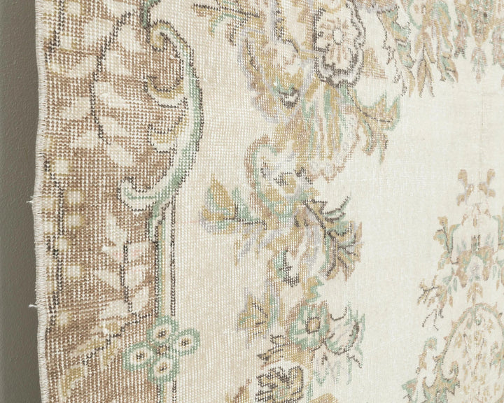 Multicolor Turkish Oushak Rug 6'7" x 10'1" Hand-Knotted | No. VR77796
