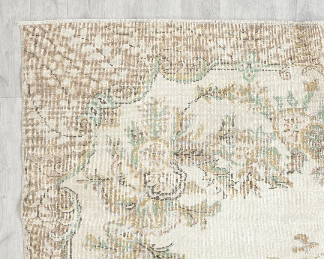 Multicolor Turkish Oushak Rug 6'7" x 10'1" Hand-Knotted | No. VR77796