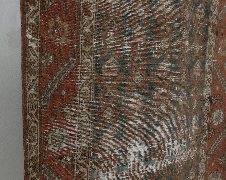 Red Runner Rug 2' 11" x 13' 7" | No. VR77927
