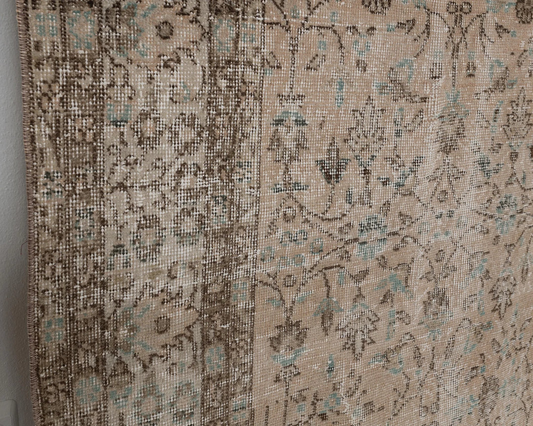 Beige Turkish Oushak Rug 7' 9" x 10' 6" Hand-Knotted | No. VR77938