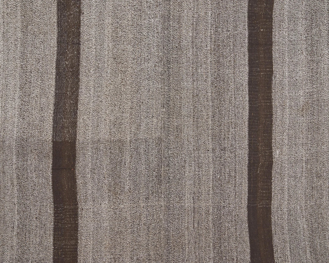 Black Kilim Rug 6' 5" x 8' 2" | No. VR78248