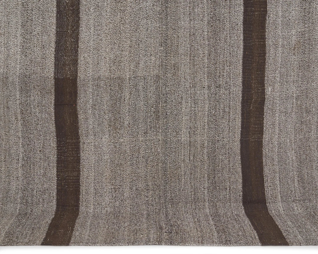 Black Kilim Rug 6' 5" x 8' 2" | No. VR78248
