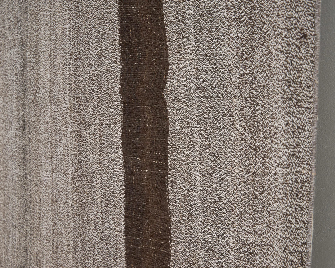Black Kilim Rug 6' 5" x 8' 2" | No. VR78248