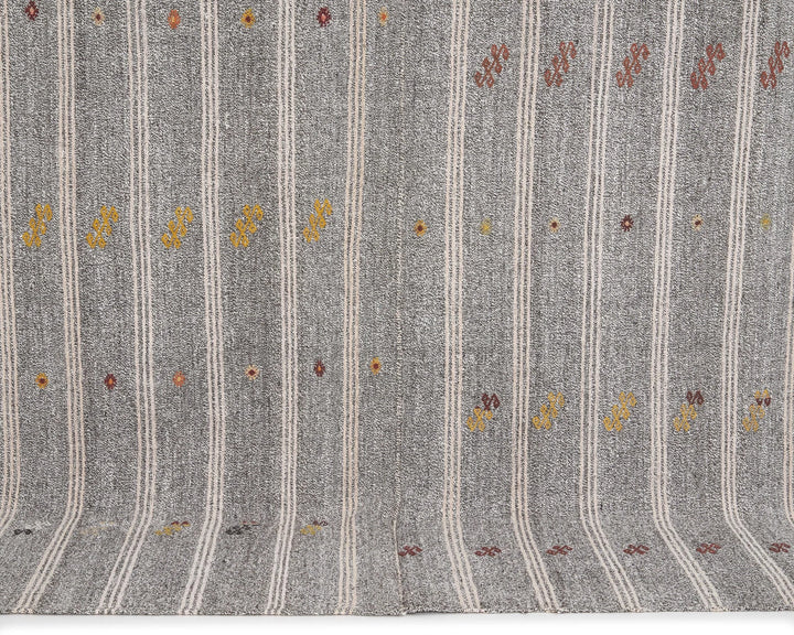 Gray Kilim Rug 6' 11" x 8' 4" | No. VR78886