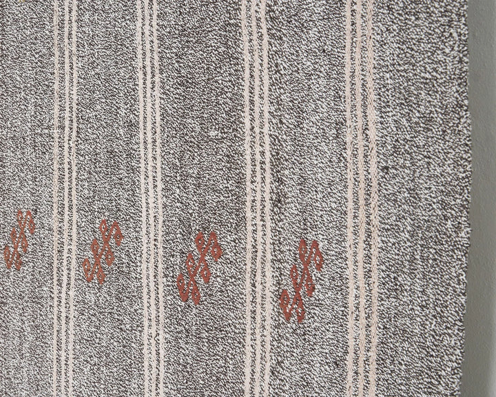 Gray Kilim Rug 6' 11" x 8' 4" | No. VR78886