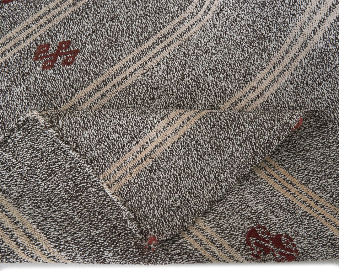 Gray Kilim Rug 6' 11" x 8' 4" | No. VR78886