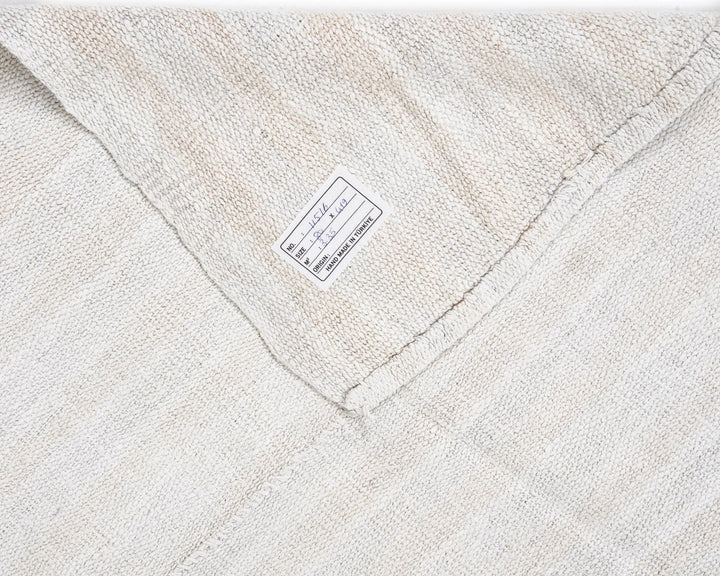 Neutral Runner Rug 2' 7" x 13' 8" | No. VR78936