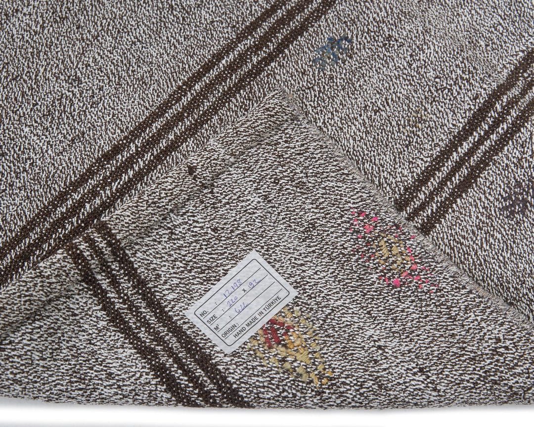 Gray Kilim Rug 6' 4" x 7' 2" | No. VR78942