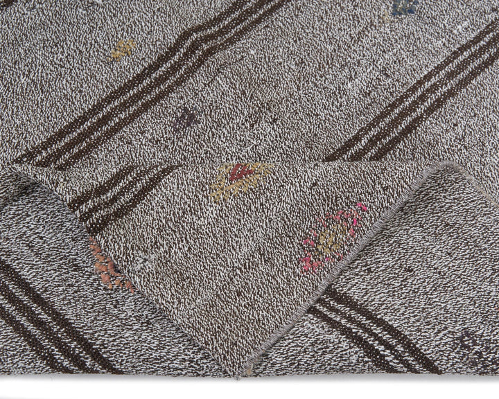 Gray Kilim Rug 6' 4" x 7' 2" | No. VR78942