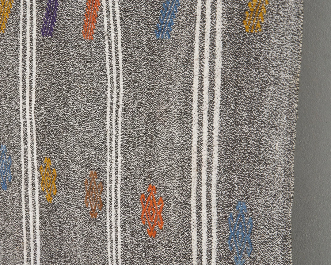 Gray Kilim Rug 5' 11" x 10' | No. VR79016