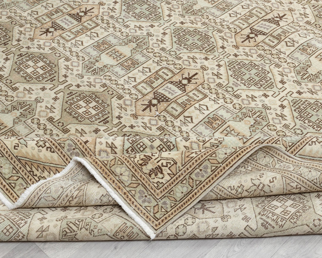 Multicolor Turkish Oushak Rug 8' x 12' 3" Hand-Knotted texture