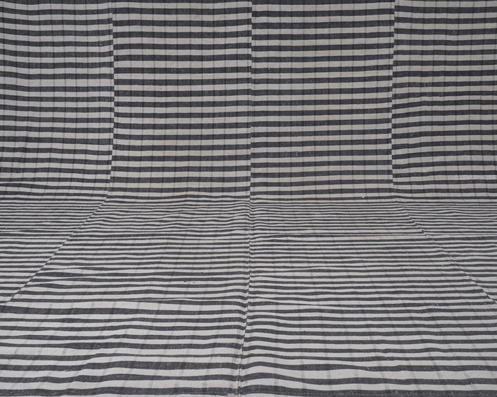 Neutral Kilim Rug 7' 7" x 11' 9" | No. VR79230