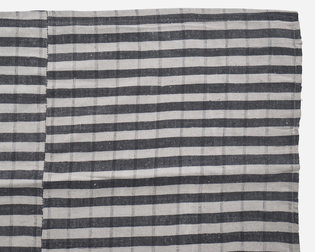 Neutral Kilim Rug 7' 7" x 11' 9" | No. VR79230