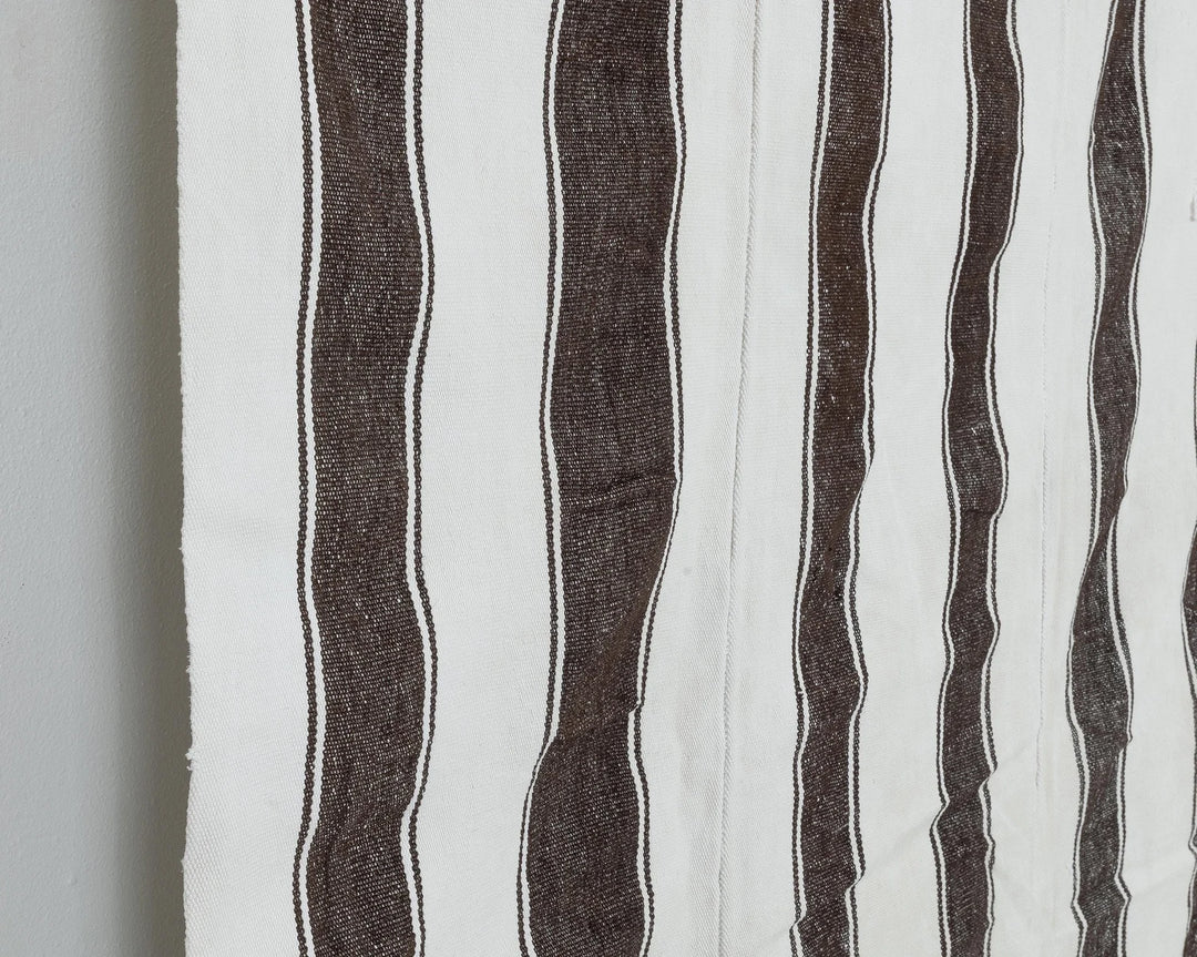 Brown Turkish Kilim Rug 5' 9" x 10' 8" Flat-Weave close-up