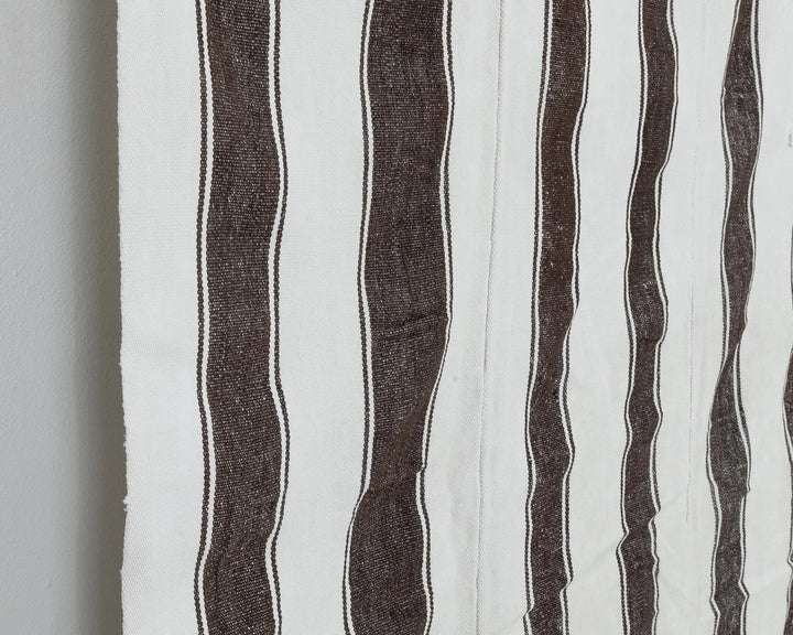 Brown Turkish Kilim Rug 5' 9" x 10' 8" Flat-Weave close-up