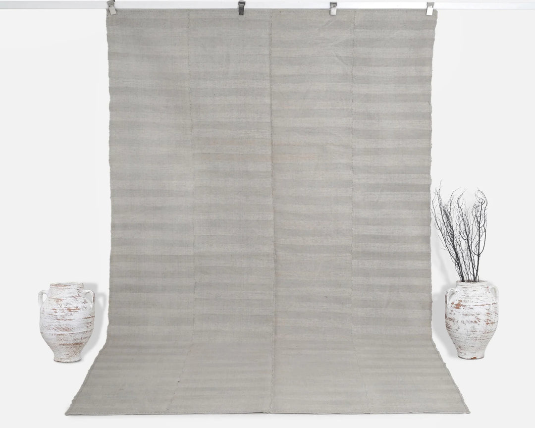 Gray Kilim Rug 6' 1" x 9' 6" | No. VR79325
