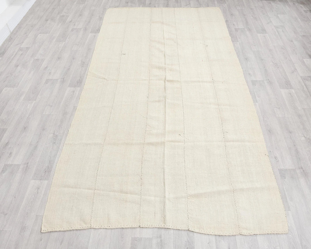 Beige Turkish Kilim Rug 5' 1" x 9' 10" Flat-Weave | No. VR79334