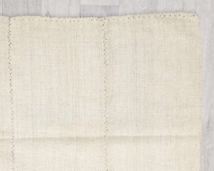 Beige Turkish Kilim Rug 5' 1" x 9' 10" Flat-Weave | No. VR79334