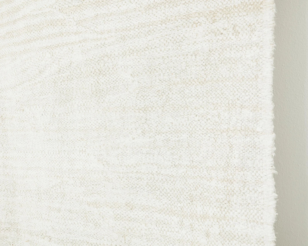White Kilim Rug 8' 1" x 11' 1" | No. VR79372