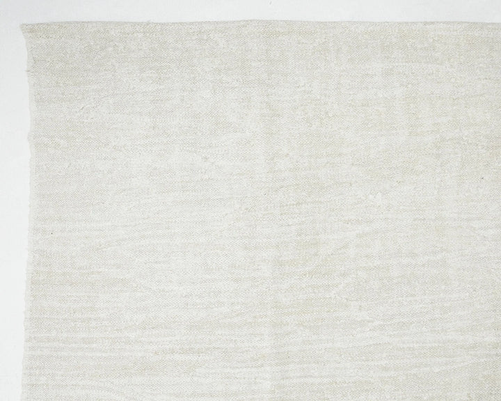 White Kilim Rug 8' 1" x 11' 1" | No. VR79372