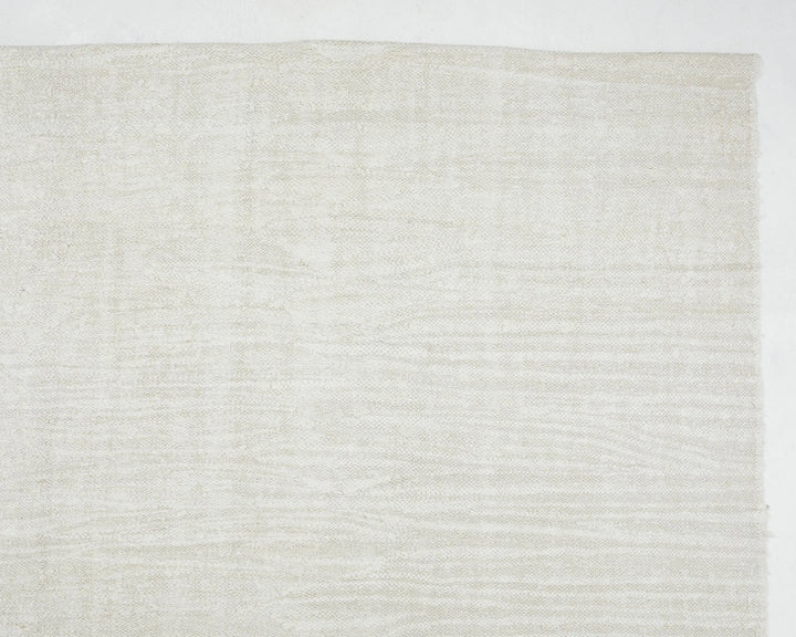 White Kilim Rug 8' 1" x 11' 1" | No. VR79372