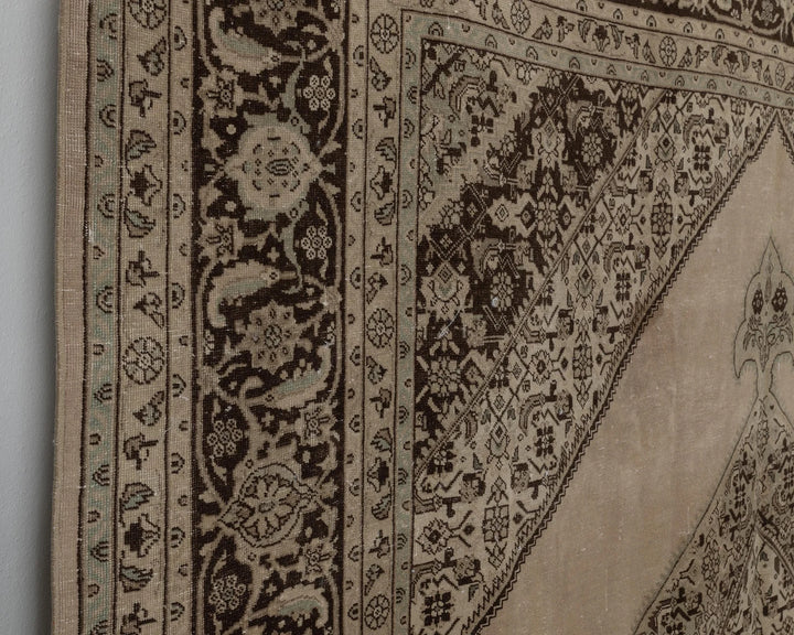 Multicolor Turkish Oushak Rug 9' 6" x 12' 4" Hand-Knotted close-up