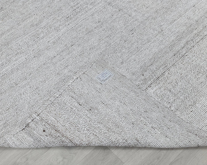 Gray Turkish Kilim Rug 6' x 9' Flat-Weave texture