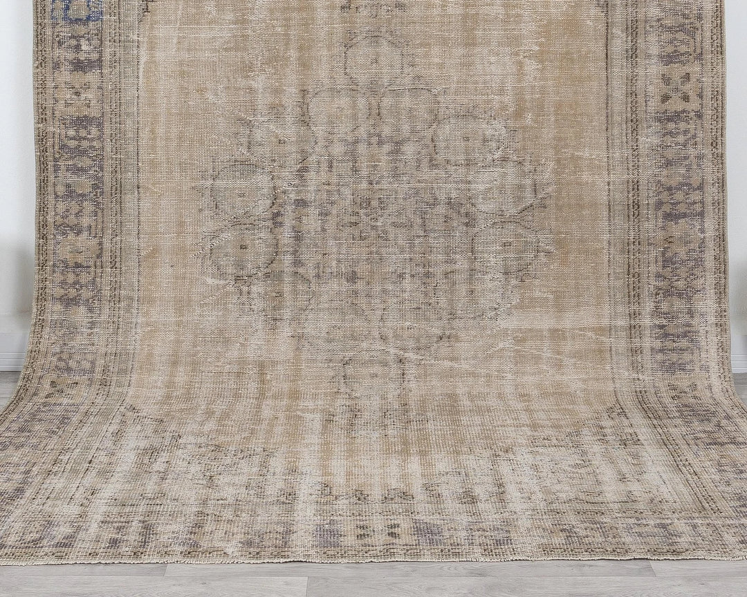 Multicolor Turkish Oushak Rug 6'8" x 10'2" Hand-Knotted | No. VR80105