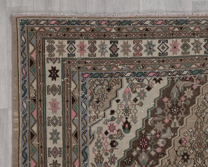 Brown Turkish Oushak Rug 6' 11" x 9' 10" Hand-Knotted border