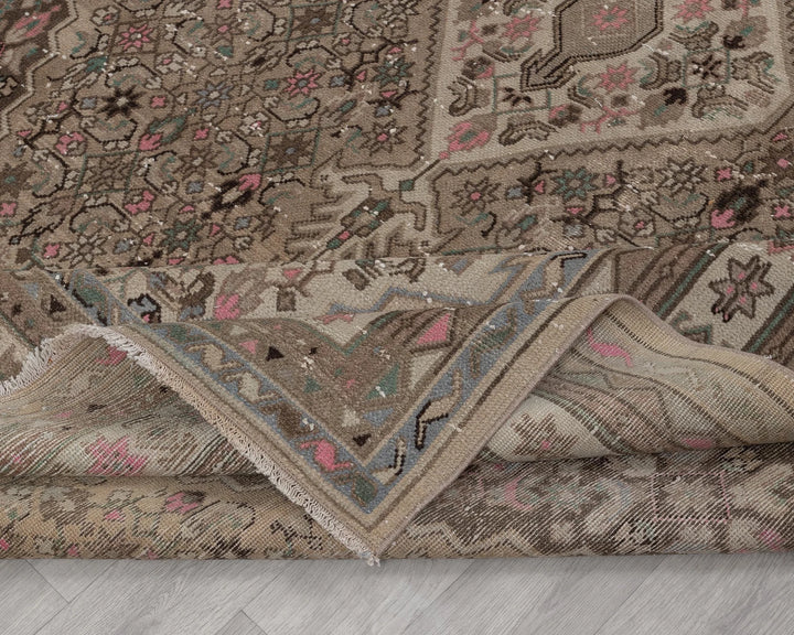 Brown Turkish Oushak Rug 6' 11" x 9' 10" Hand-Knotted field