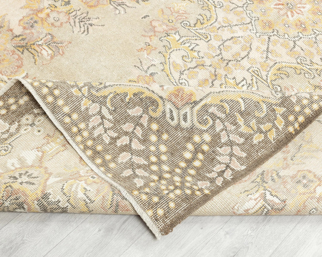 Oushak Rug 5' 8" x 9' 1" | No. VR80239