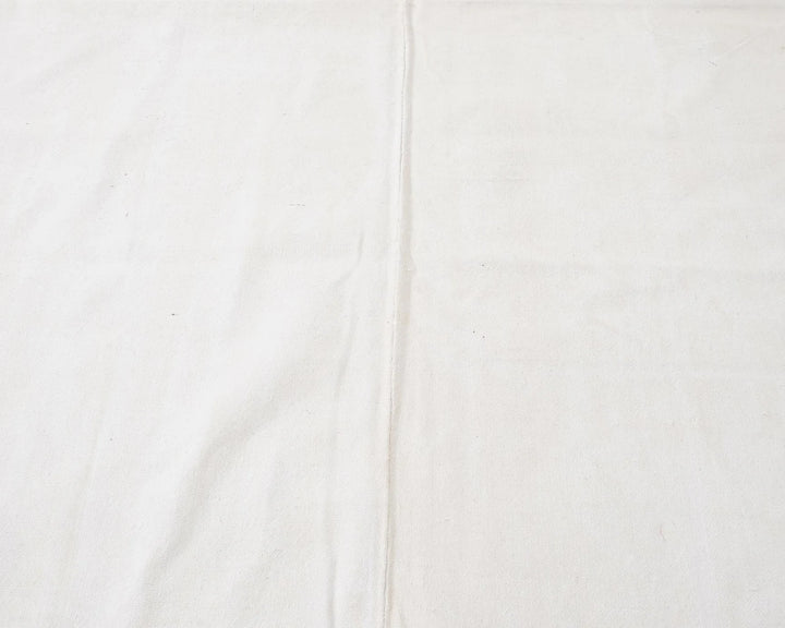 White Kilim Rug 4' 7" x 7' 4" | No. VR80698