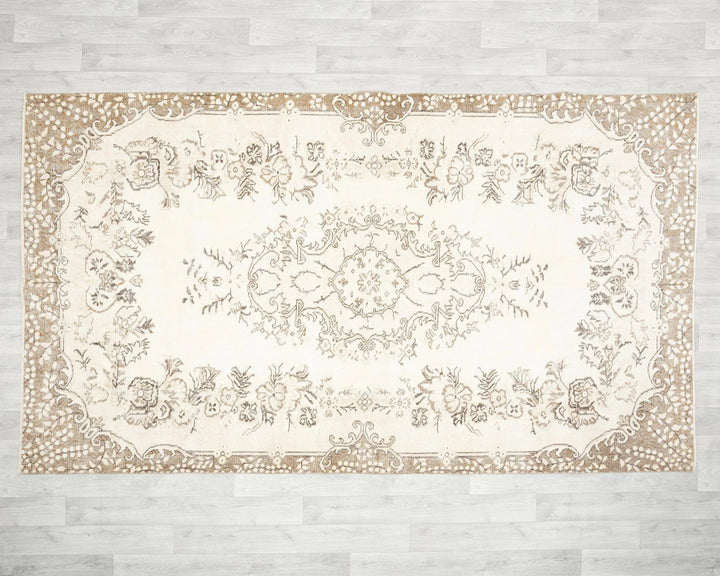 Beige Turkish Oushak Rug 5'6" x 9'4" Hand-Knotted | No. VR80740
