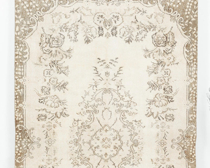 Beige Turkish Oushak Rug 5'6" x 9'4" Hand-Knotted | No. VR80740