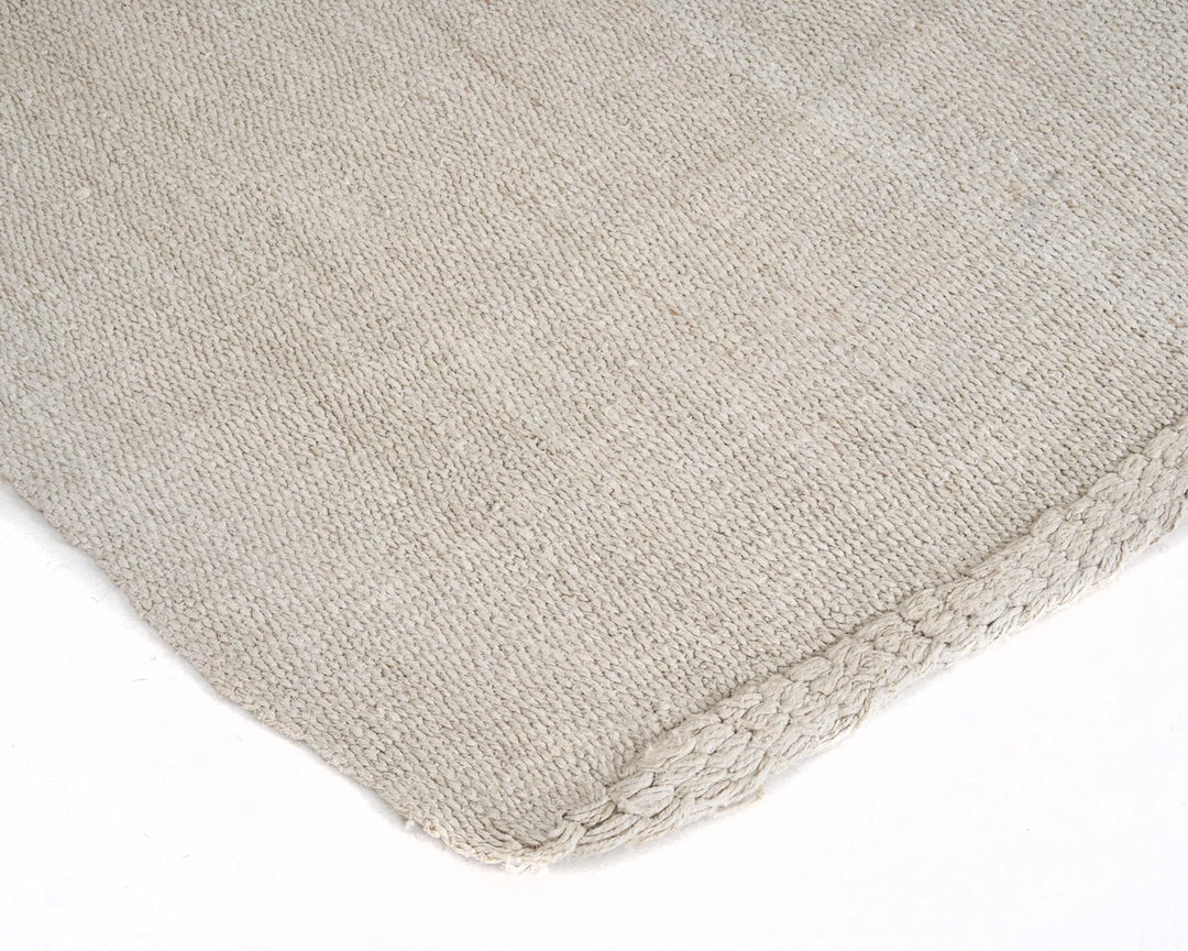 White Turkish Kilim Rug 5' x 9' 1" Flat-Weave | No. VR80910