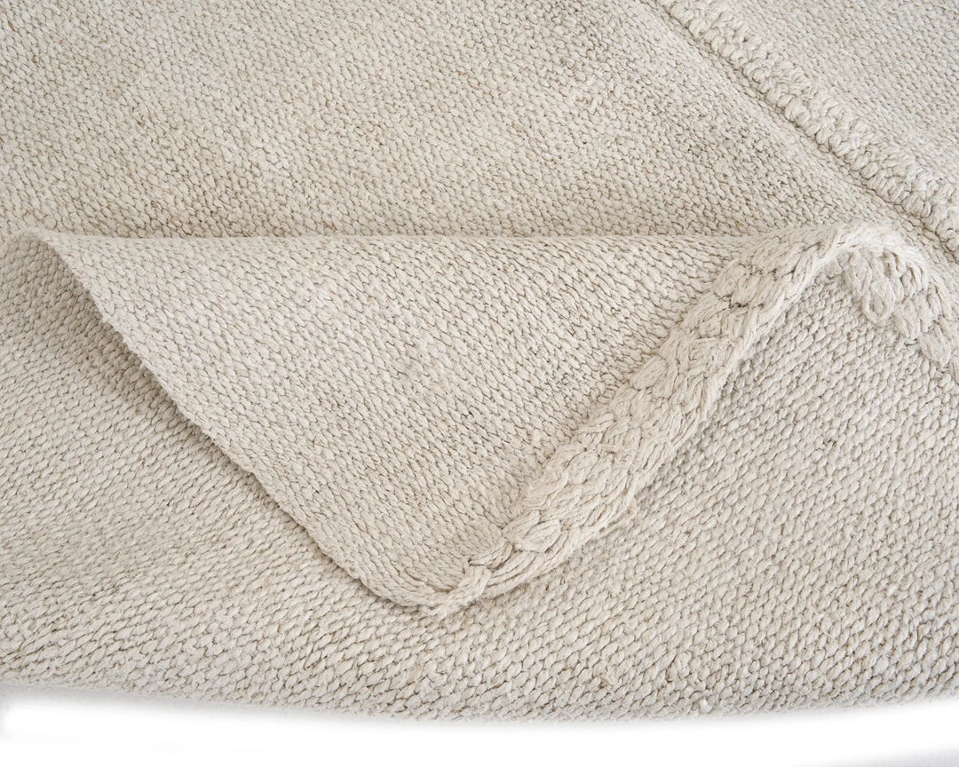 White Turkish Kilim Rug 5' x 9' 1" Flat-Weave | No. VR80910