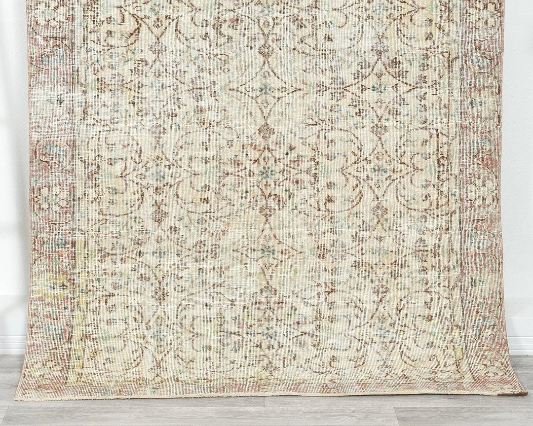 Beige Turkish Oushak Rug 9' 1" x 4' 5" Hand-Knotted | No. VR81054