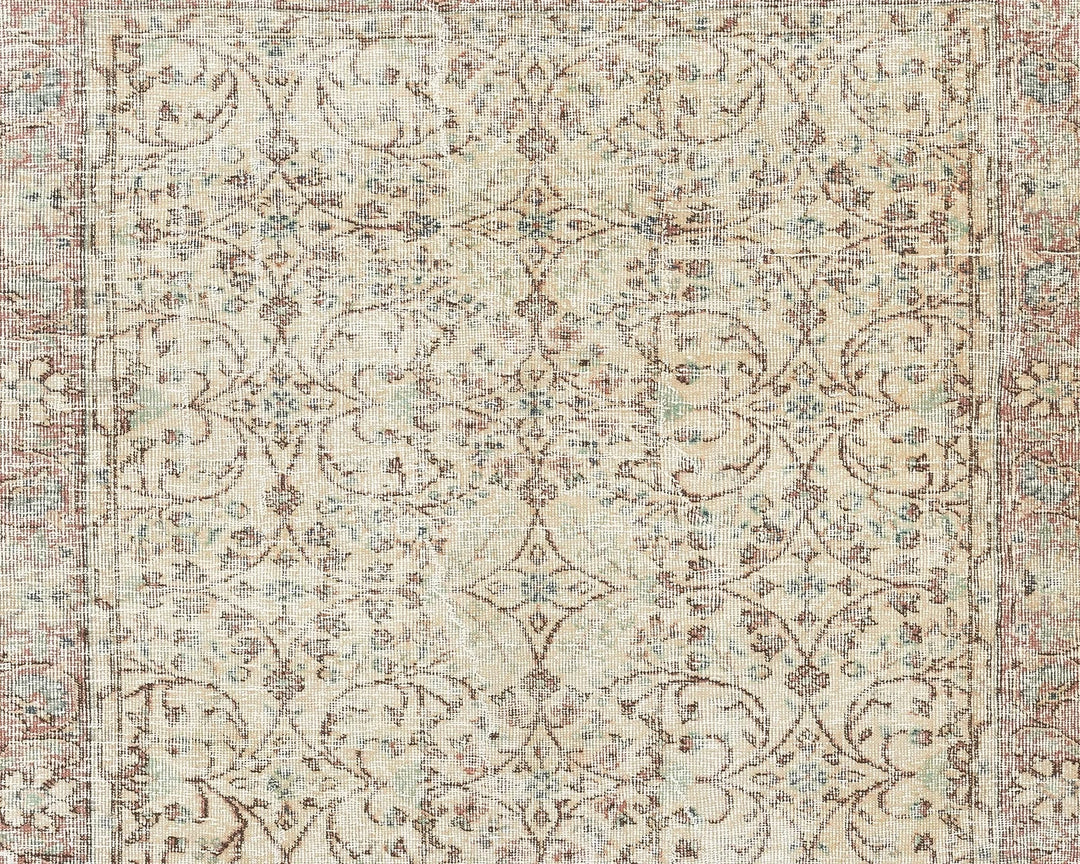 Beige Turkish Oushak Rug 9' 1" x 4' 5" Hand-Knotted | No. VR81054