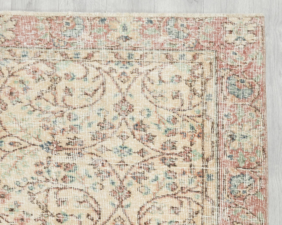 Beige Turkish Oushak Rug 9' 1" x 4' 5" Hand-Knotted | No. VR81054
