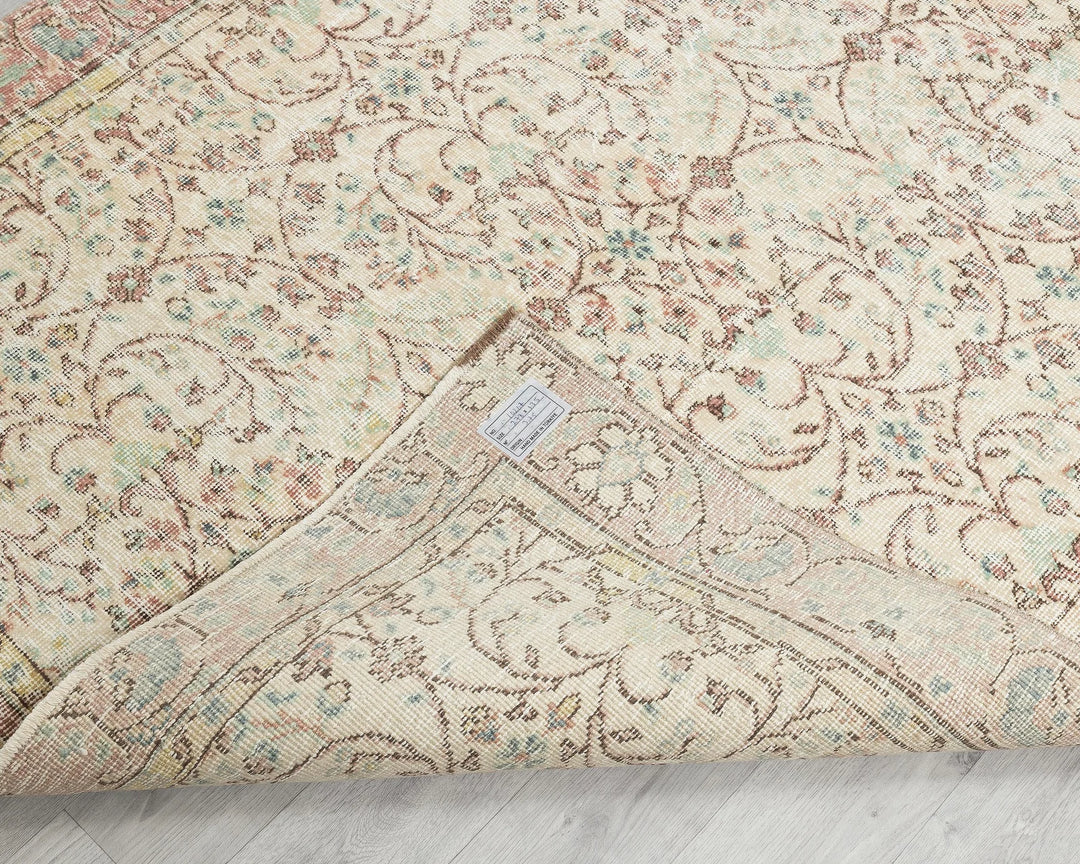 Beige Turkish Oushak Rug 9' 1" x 4' 5" Hand-Knotted | No. VR81054
