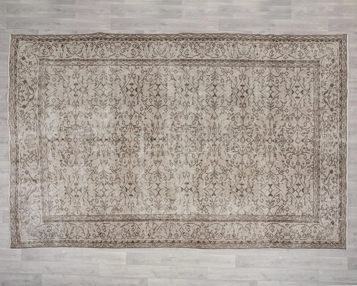 Beige Turkish Oushak Rug 6'11" x 10'1" Hand-Knotted | No. VR81242